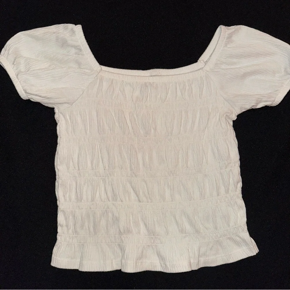 Old Navy top girls medium ivory smocked‎ shirt